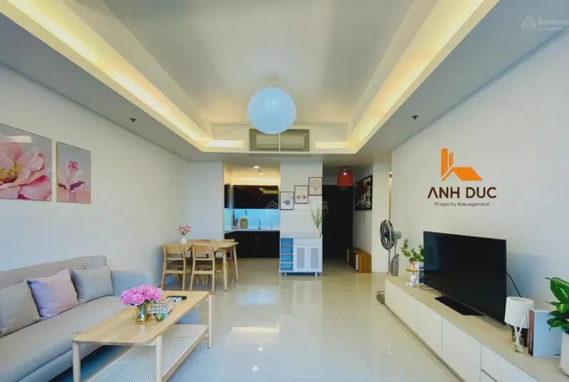 Azura Sea View 1-Bedroom 65m² — main living area