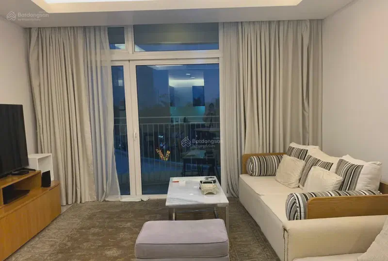 Azura River View 2-Bedroom 104m² — main living area