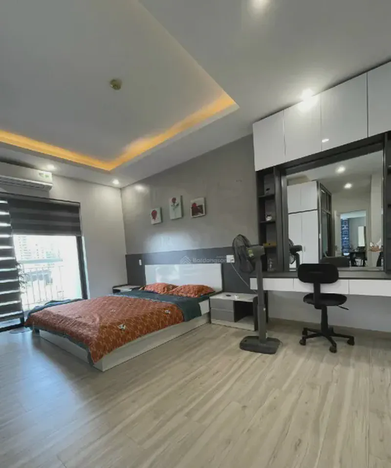 Da Nang Plaza 3-Bedroom 130m² — bedroom