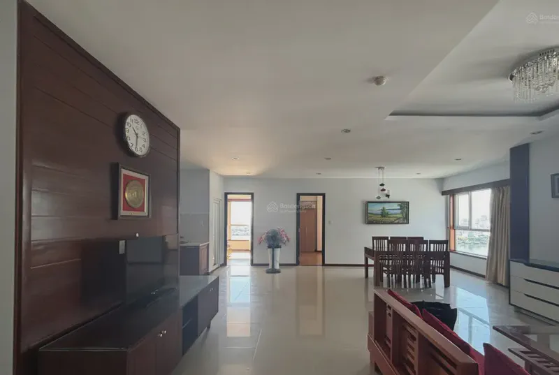 Da Nang Plaza River View 3-Bedroom 131m² — bedroom