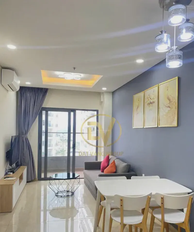 Monarchy Dragon Bridge View 2-Bedroom 79m² — main living area