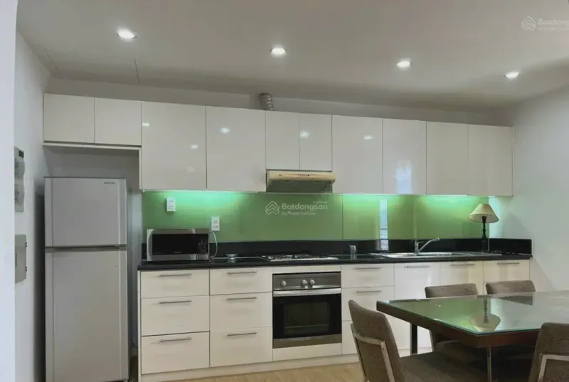 Sam Towers 1-Bedroom 52m² — bedroom
