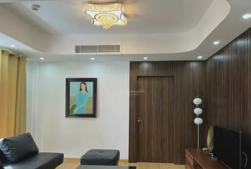 Sam Towers 1-Bedroom 52m² — view