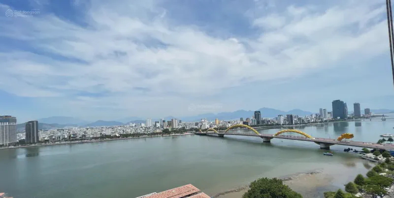 Sun Ponte Residence River View 2-Bedroom 77m²